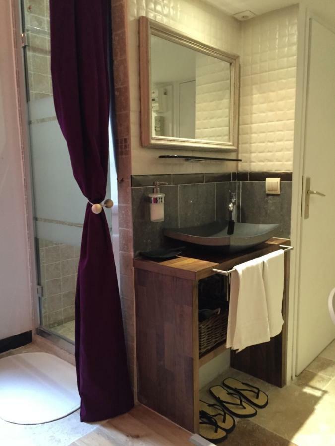 Cosy Marais Paris Apartment Bagian luar foto